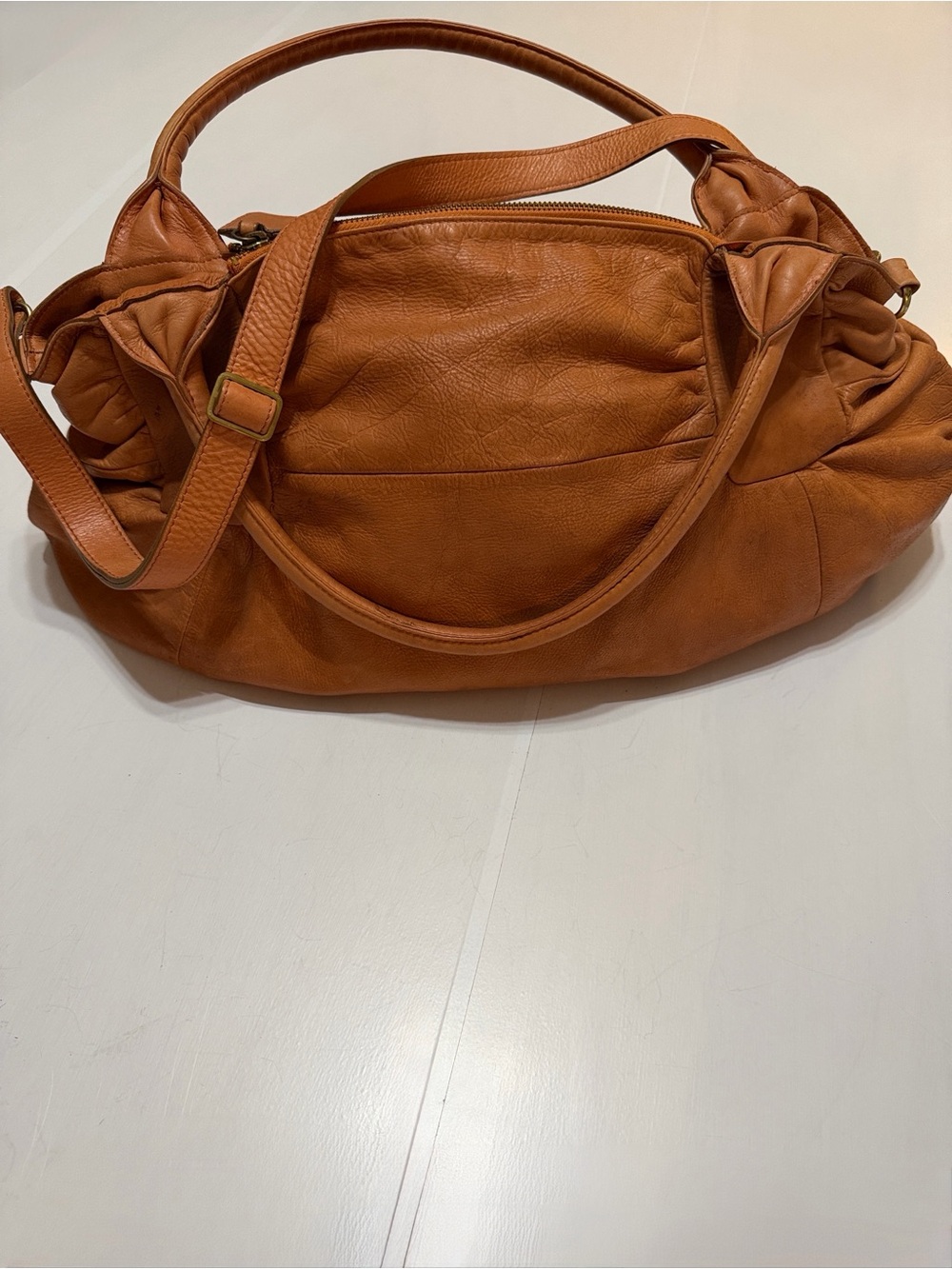 Rabeanco Large Camel Brown Hobo Bag Slouchy Casual 
Elegant Tan Leather